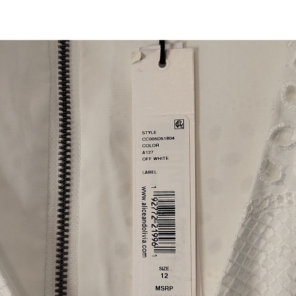 ALICE + OLIVIA PLUNGE NECKLINE ROMPER - Picture 4 of 8